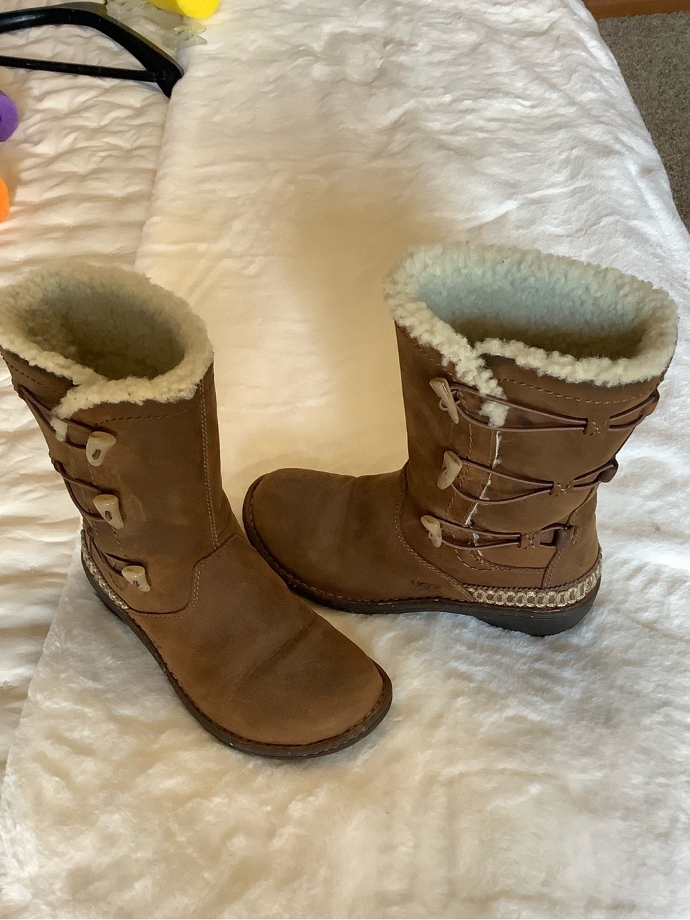 UGG Chestnut Brown Shearling-Lined Winter Boots